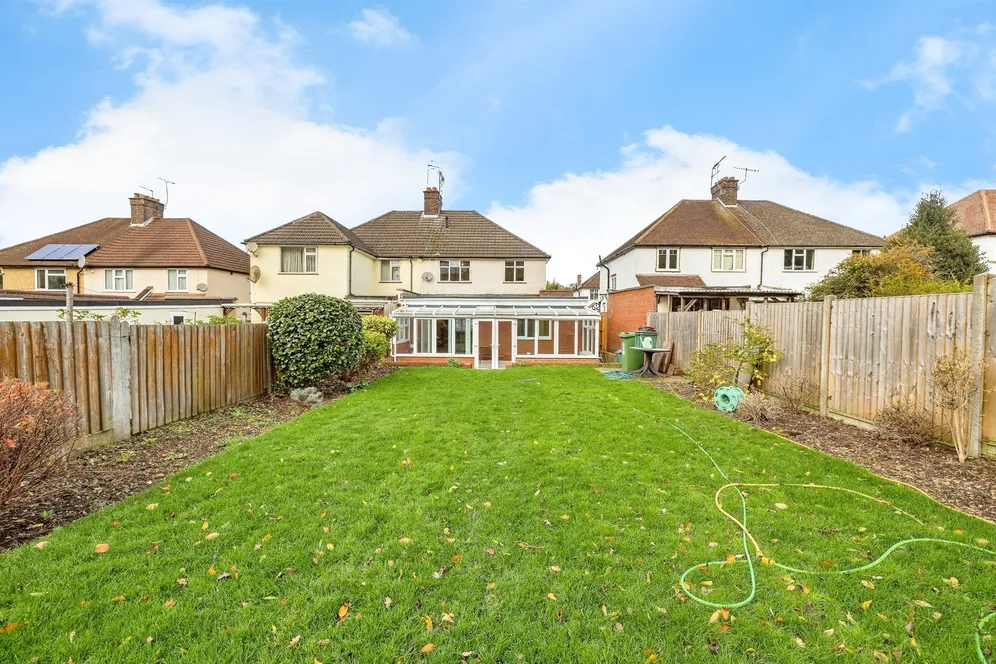 Swiss Avenue, Watford, WD18 photo 15