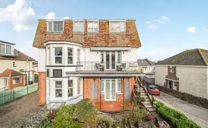 Cliff Road, Paignton, Devon, TQ4 photo