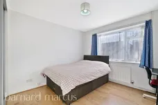Park Way, Feltham