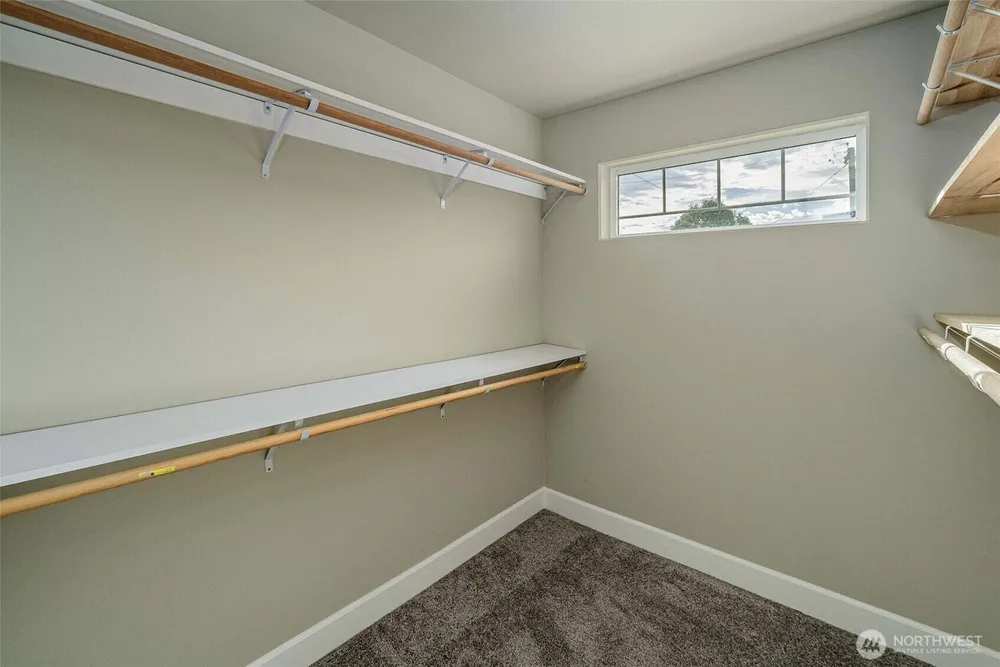 1804 Mulberry Ln, Wenatchee, WA 98801