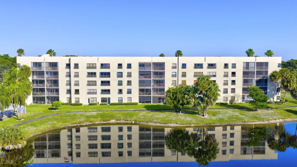 3000 NW 42nd Ave, Coconut Creek, FL 33066