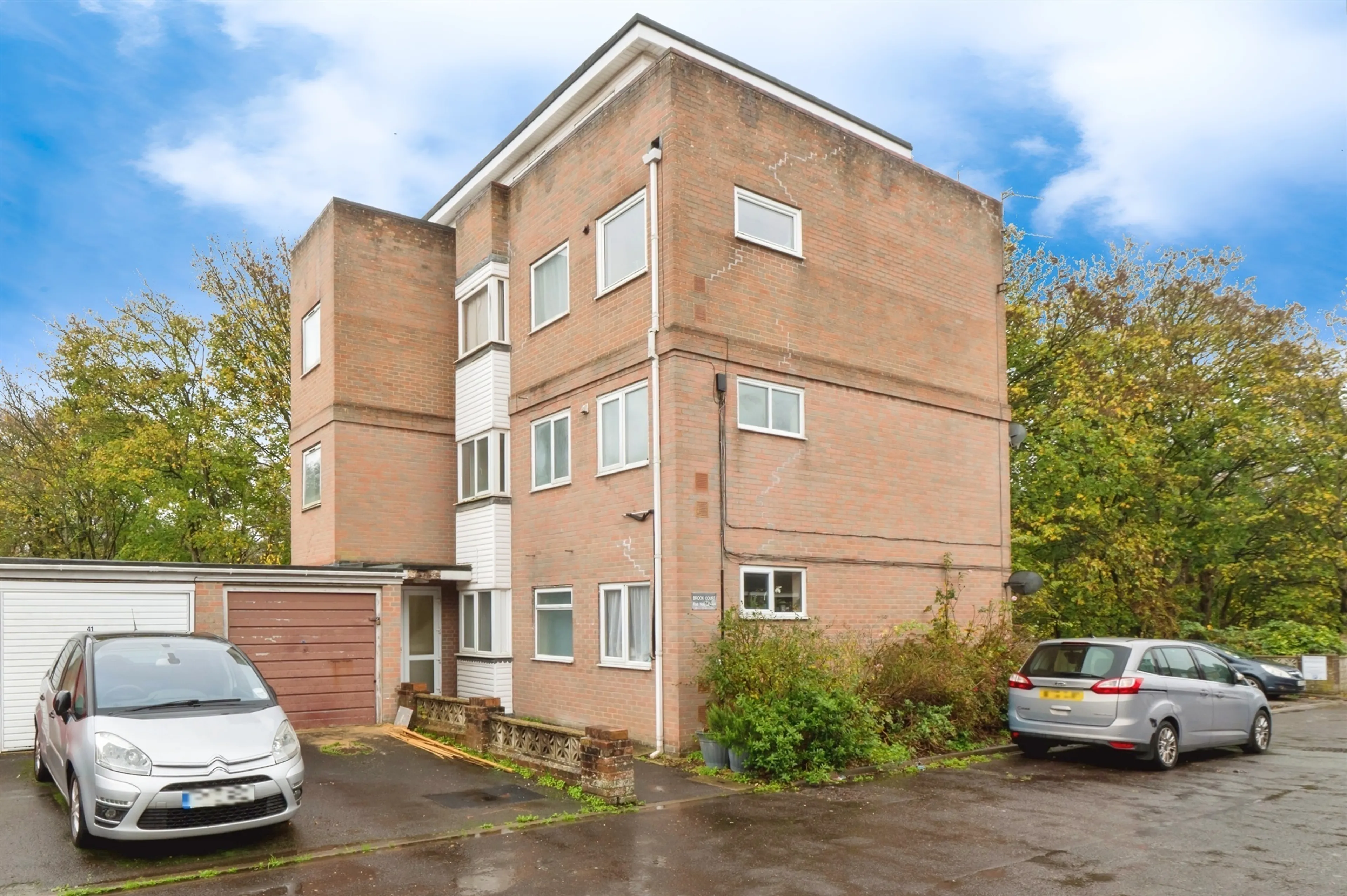 Property photo 0
