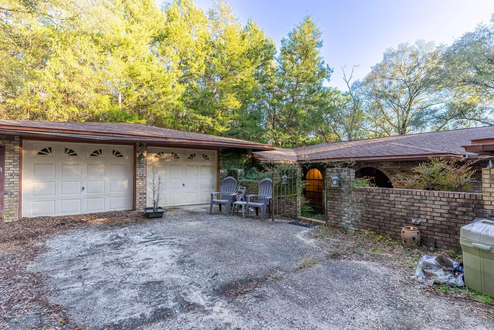 4444 Sundance Way, Holt, FL 32564