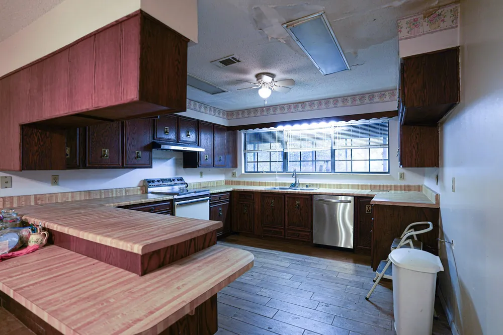 4444 Sundance Way, Holt, FL 32564