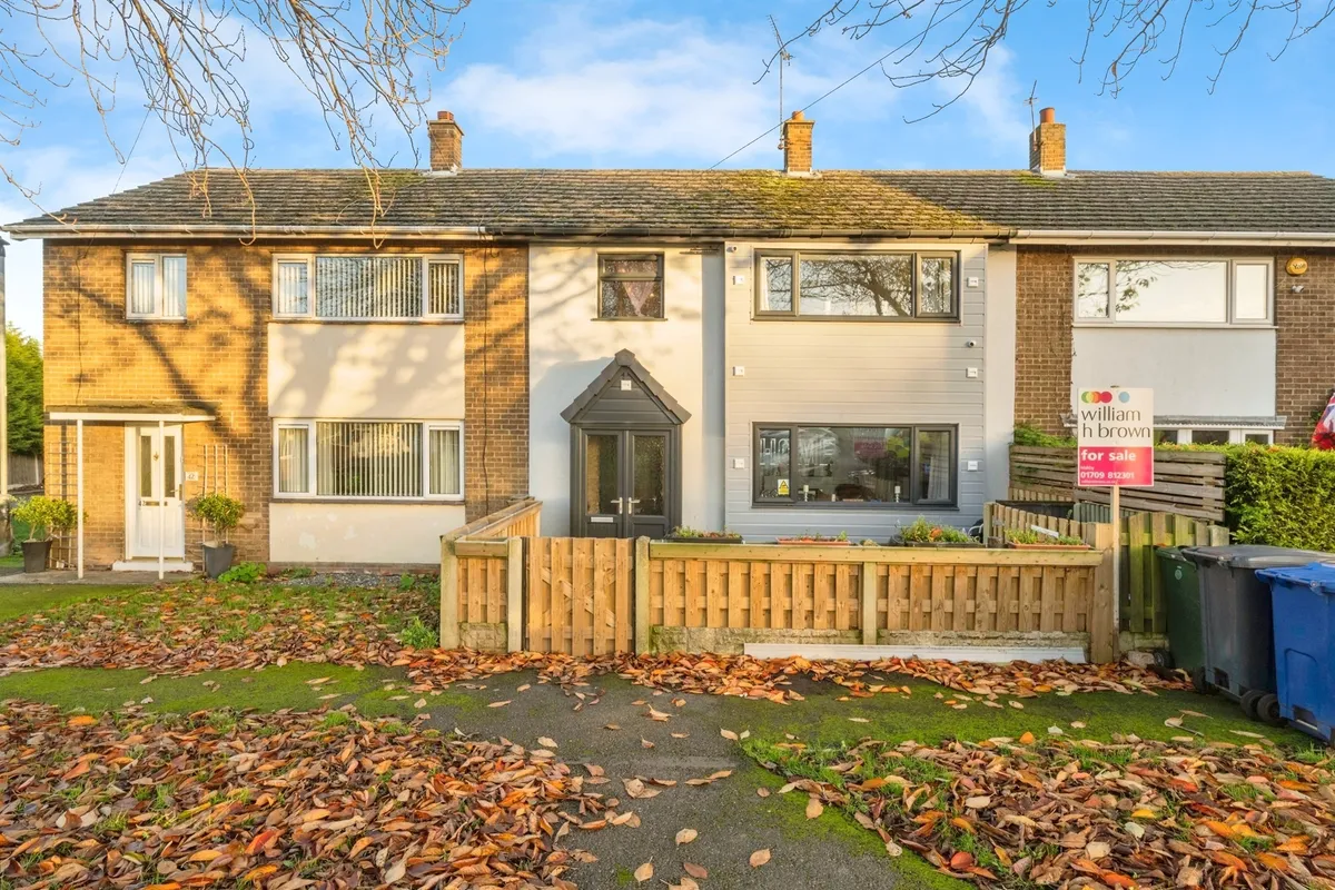 Holywell Crescent