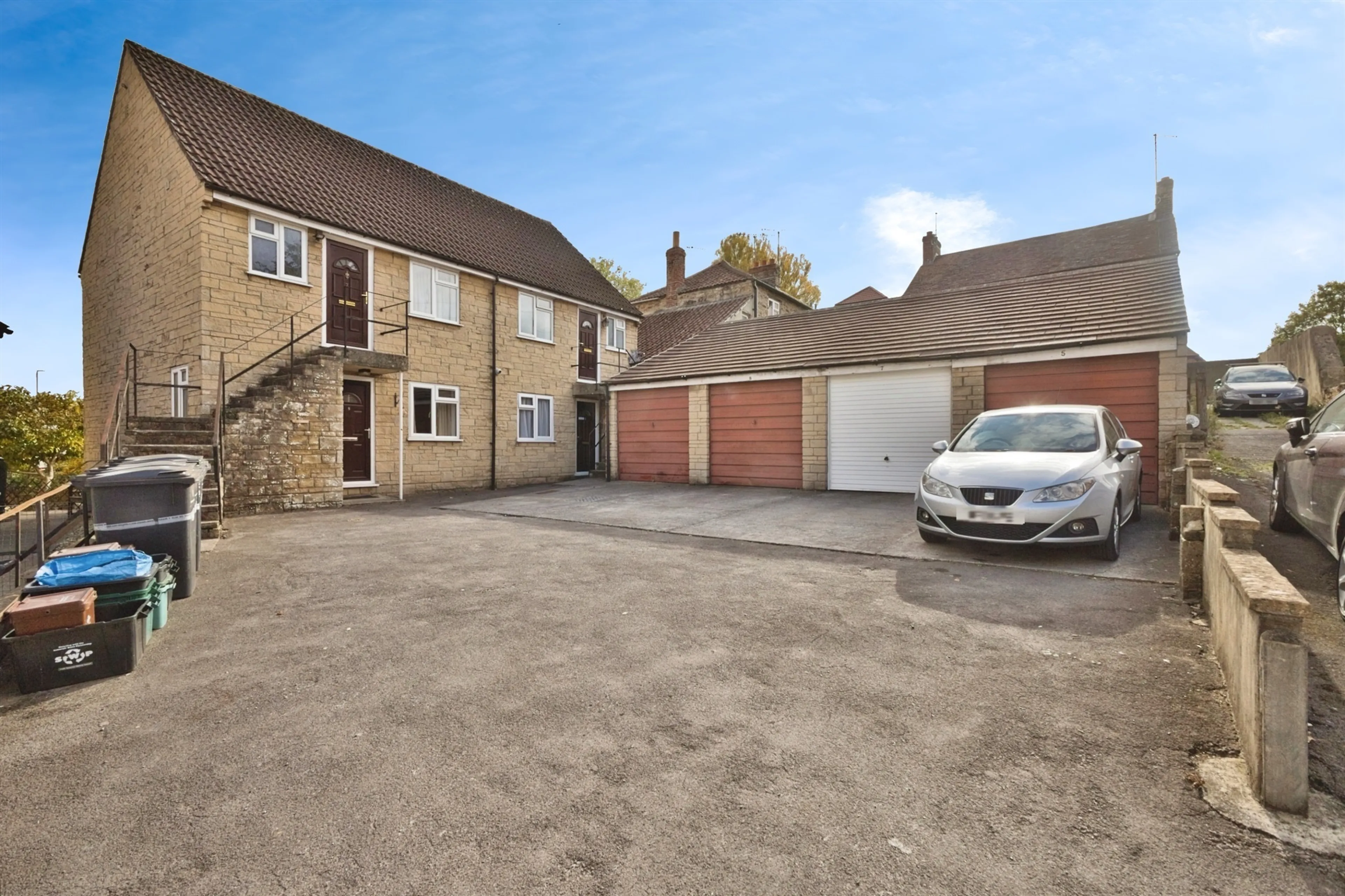 Property photo 11