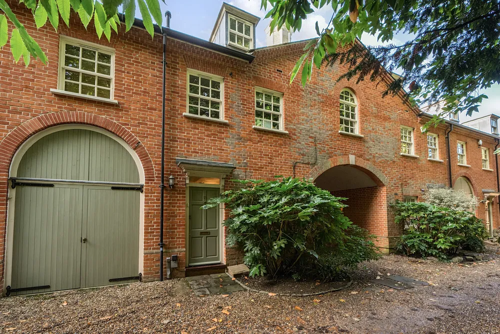 Mulberry Close, Watford, WD17