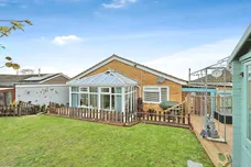 Walnut Walk, Marham