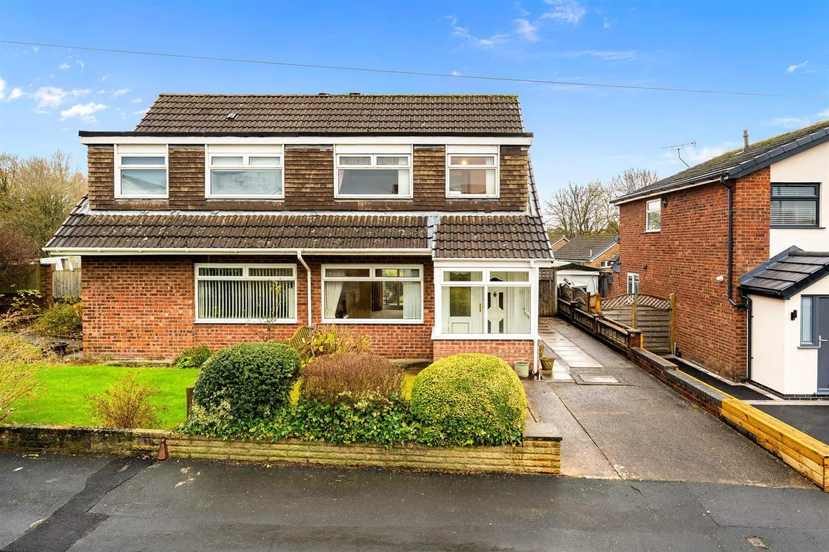 Hawthorn Drive, Eccleston, St. Helens