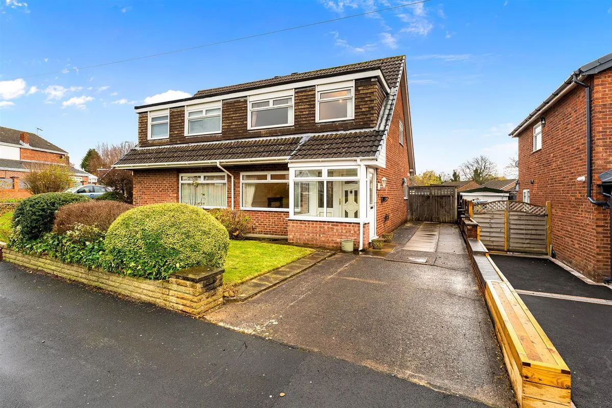 Hawthorn Drive, Eccleston, St. Helens