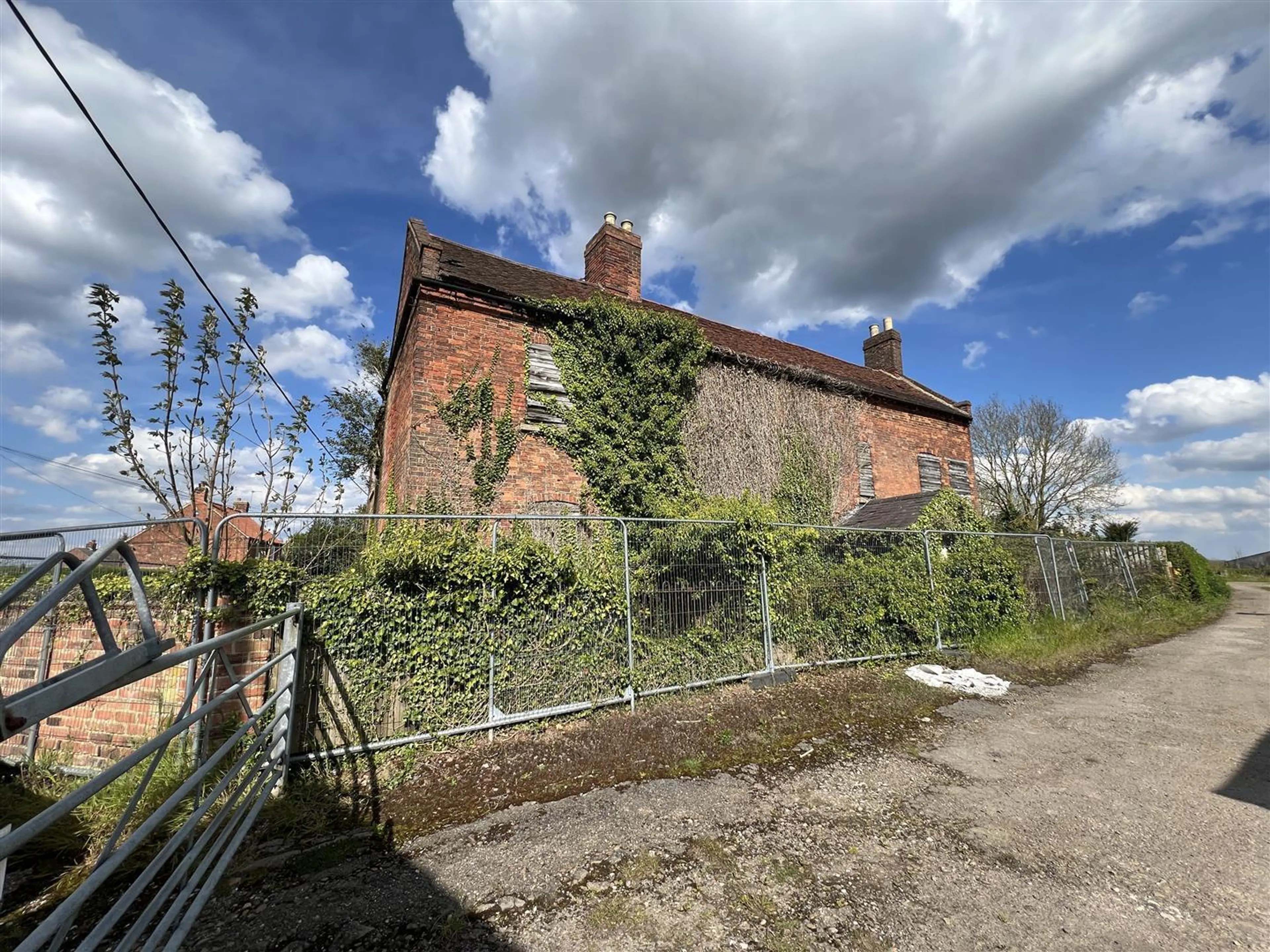 Property at Kneeton