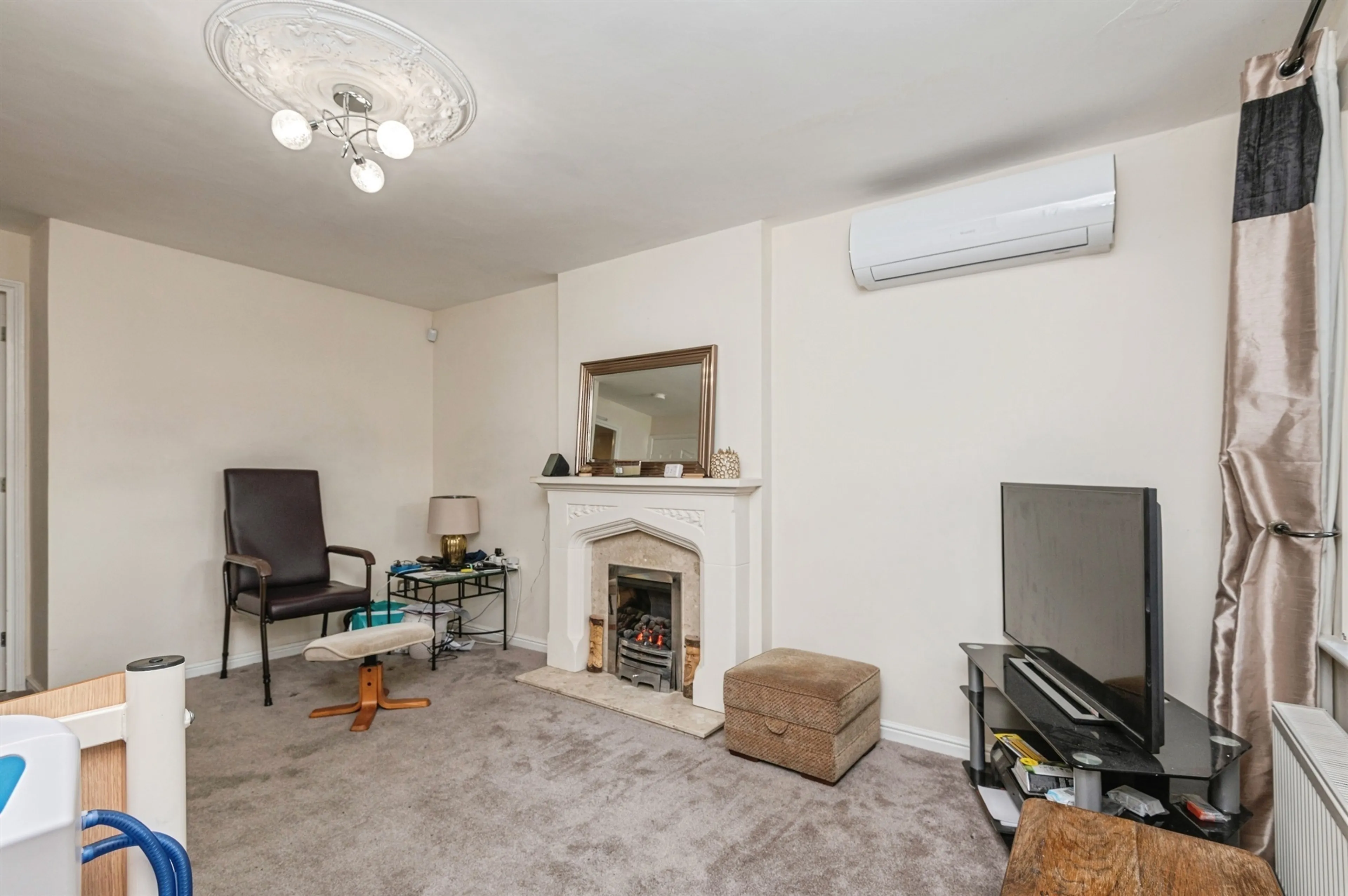 Property at Flaxen Court, Bradford