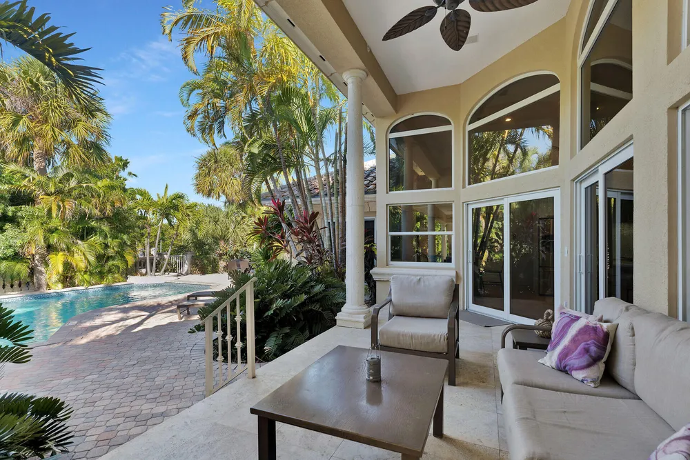 125 13th St, Key Colony Beach, FL 33051