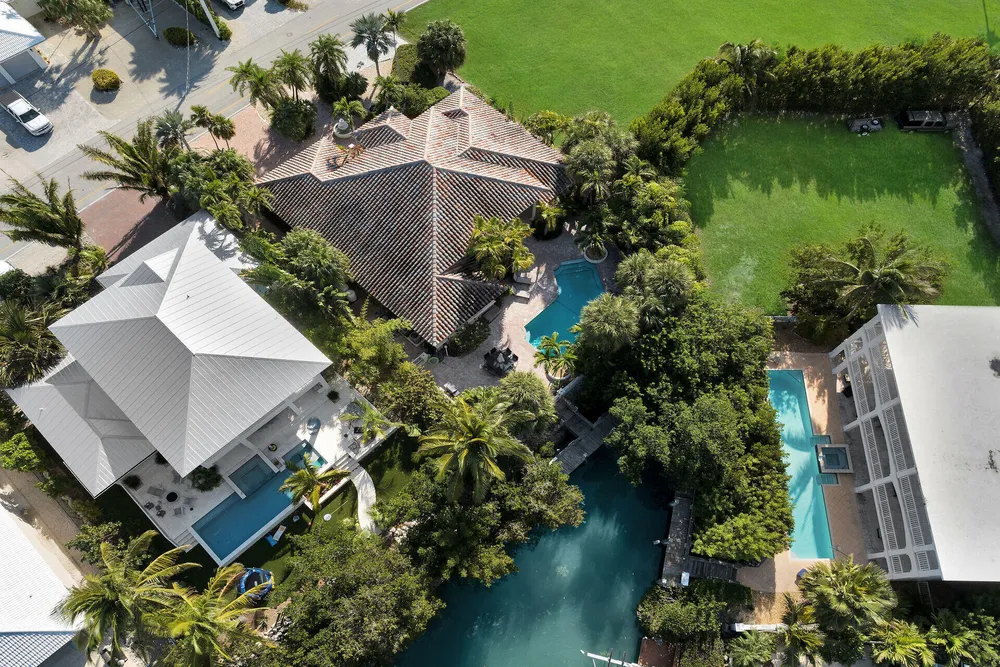 125 13th St, Key Colony Beach, FL 33051