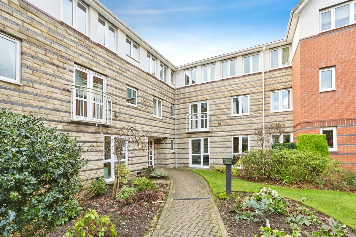 St. Edmunds Court, Leeds