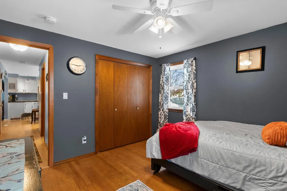 335 Conover Dr, Green Bay, WI 54303