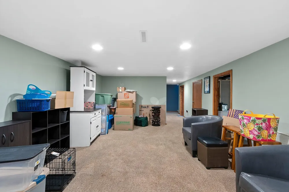 335 Conover Dr, Green Bay, WI 54303