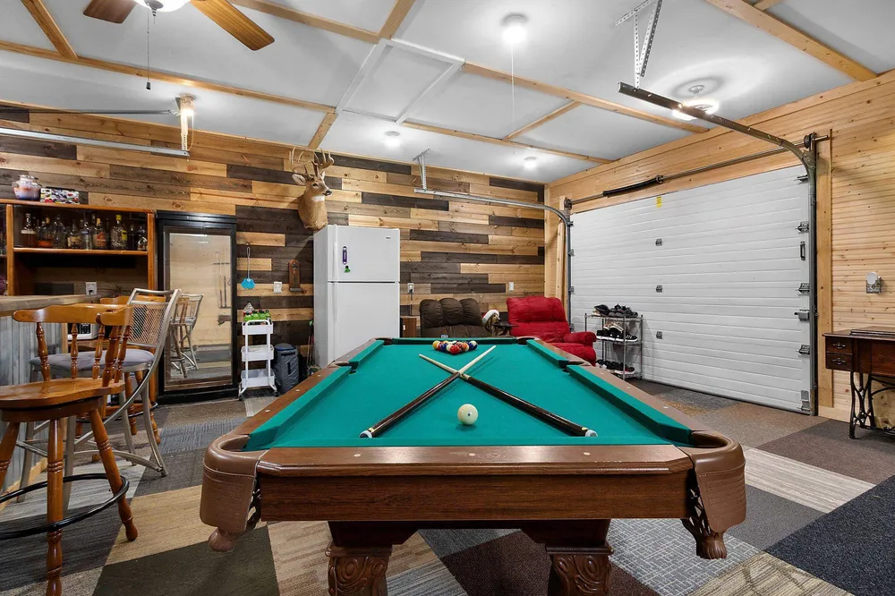 335 Conover Dr, Green Bay, WI 54303
