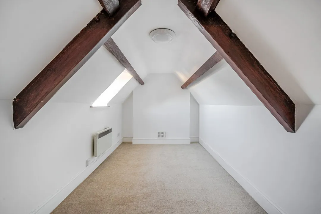 https://mr0.homeflow-assets.co.uk/files/photo/image/46276/7848/_x_/53248084.jpg