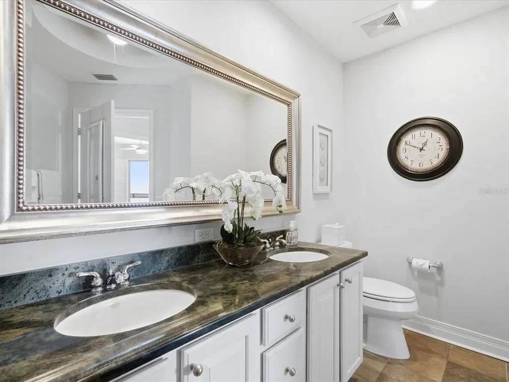 1209 E Cumberland Ave, Tampa, FL 33602