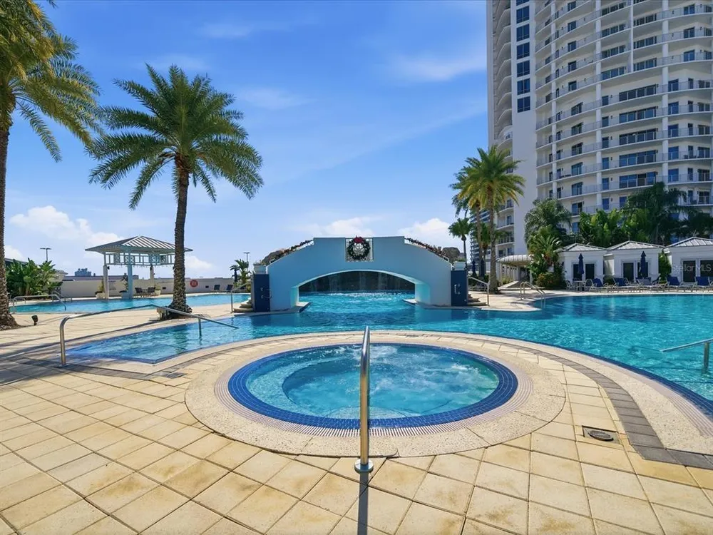 1209 E Cumberland Ave, Tampa, FL 33602