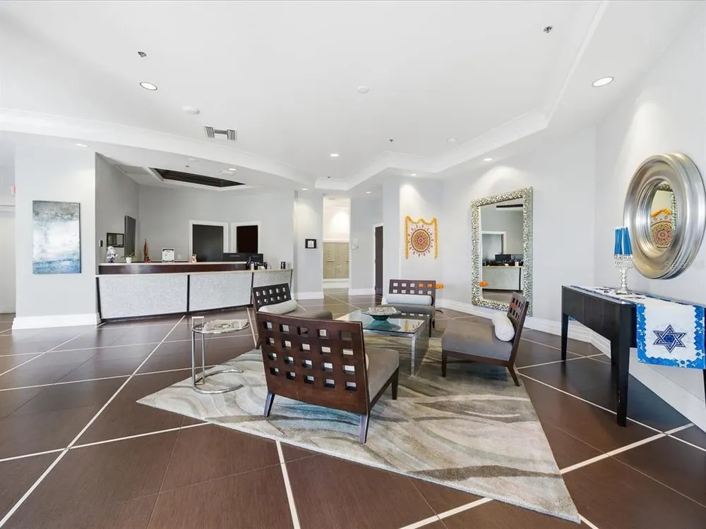 1209 E Cumberland Ave, Tampa, FL 33602