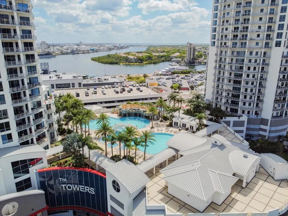 1209 E Cumberland Ave, Tampa, FL 33602