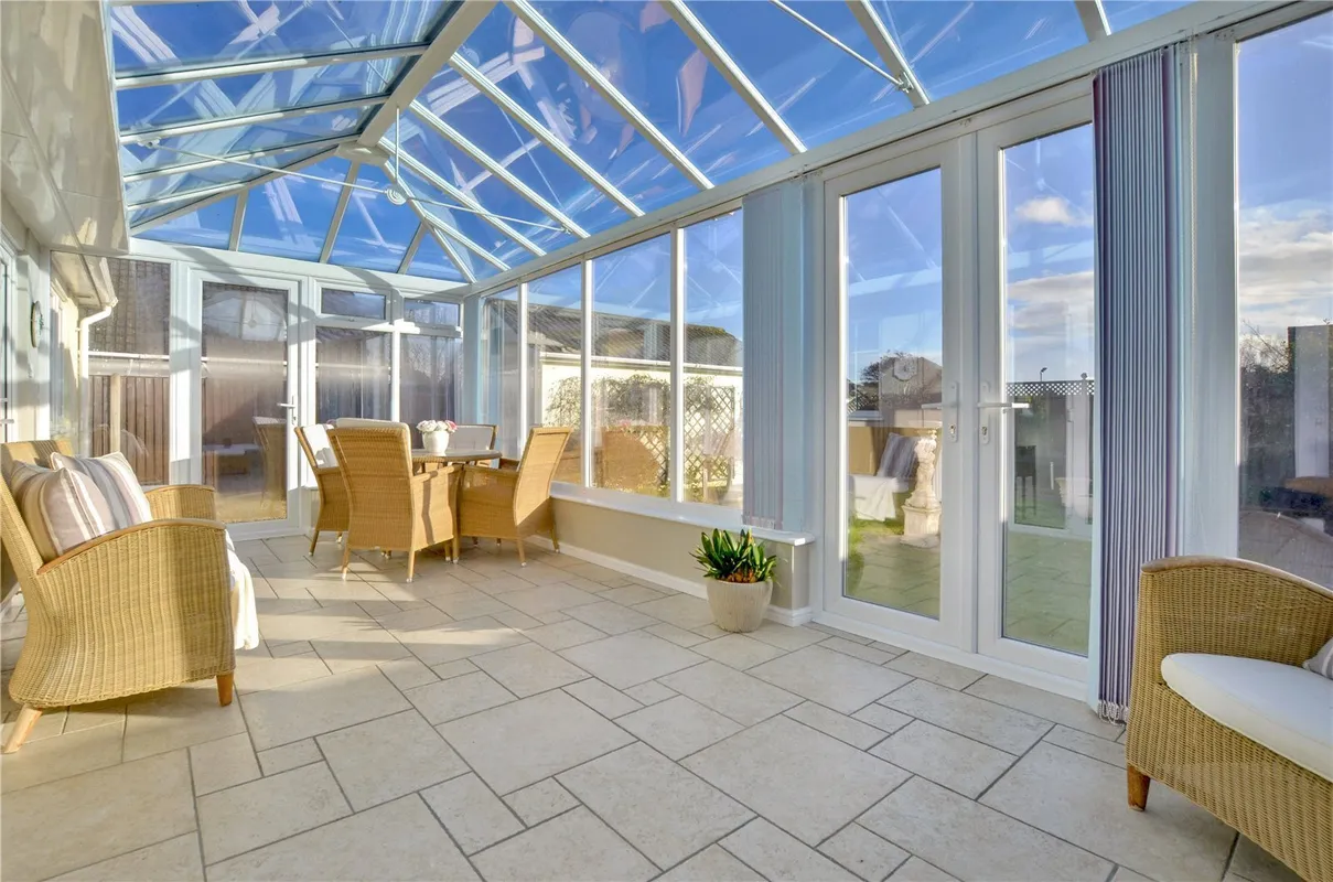 Oakhurst Road, West Moors, Ferndown, Dorset, BH22