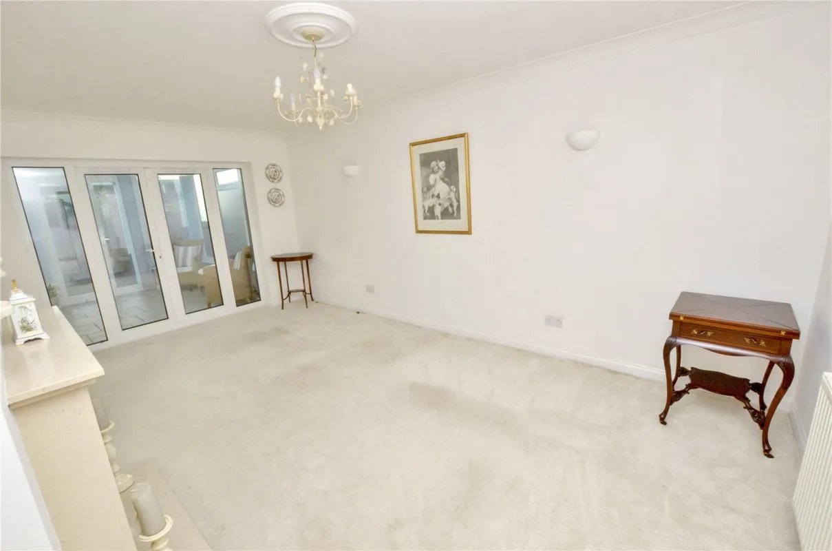 Oakhurst Road, West Moors, Ferndown, Dorset, BH22