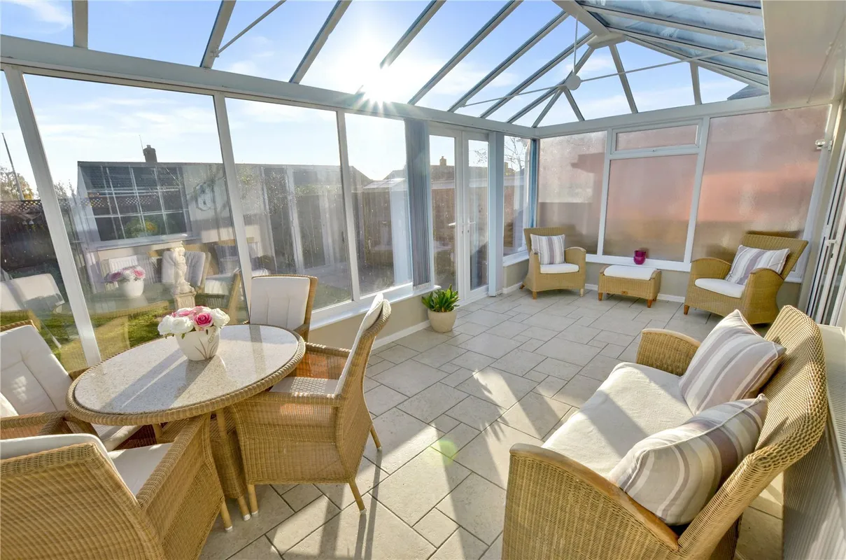 Oakhurst Road, West Moors, Ferndown, Dorset, BH22
