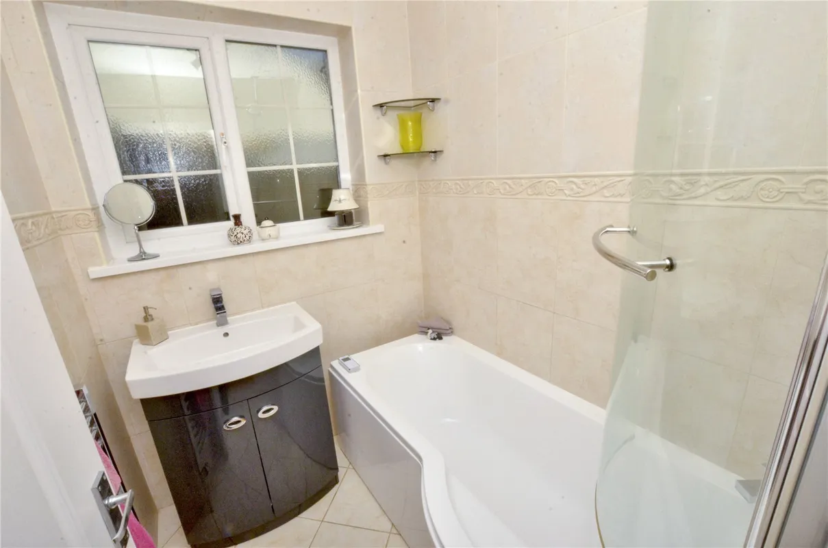 Oakhurst Road, West Moors, Ferndown, Dorset, BH22