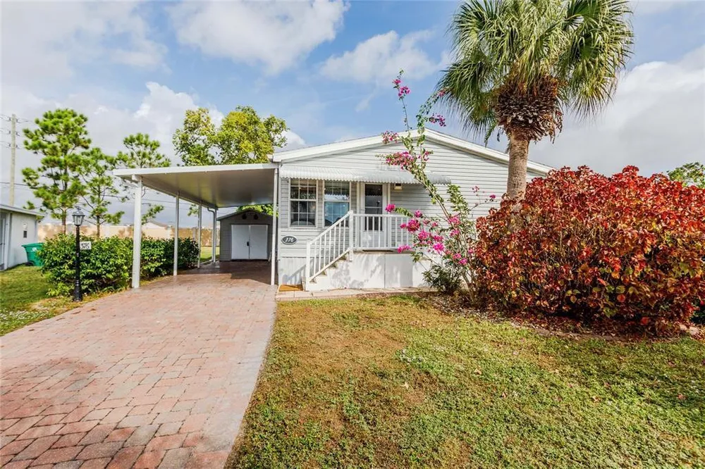 2100 Kings Hwy, Port Charlotte, FL 33980