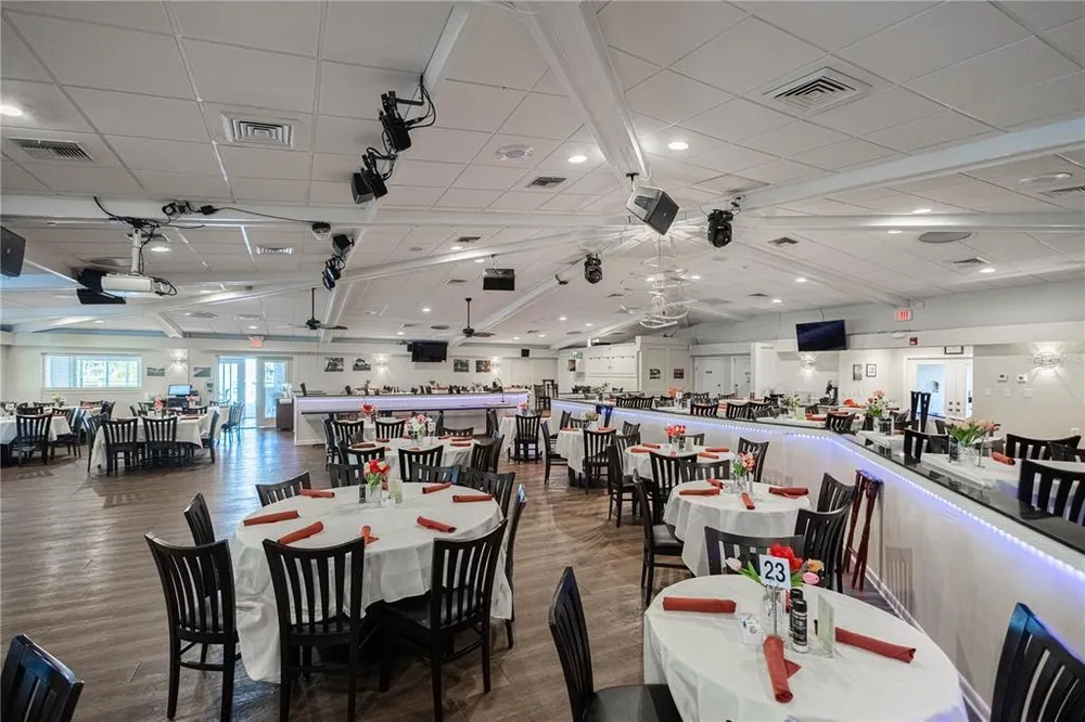 2100 Kings Hwy, Port Charlotte, FL 33980