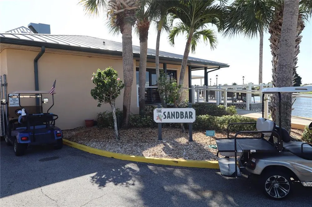 2100 Kings Hwy, Port Charlotte, FL 33980