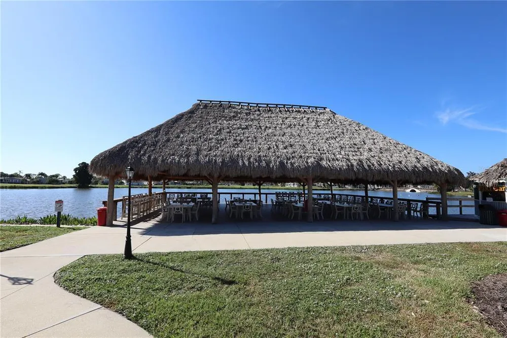 2100 Kings Hwy, Port Charlotte, FL 33980