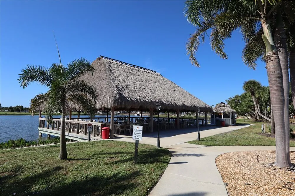 2100 Kings Hwy, Port Charlotte, FL 33980
