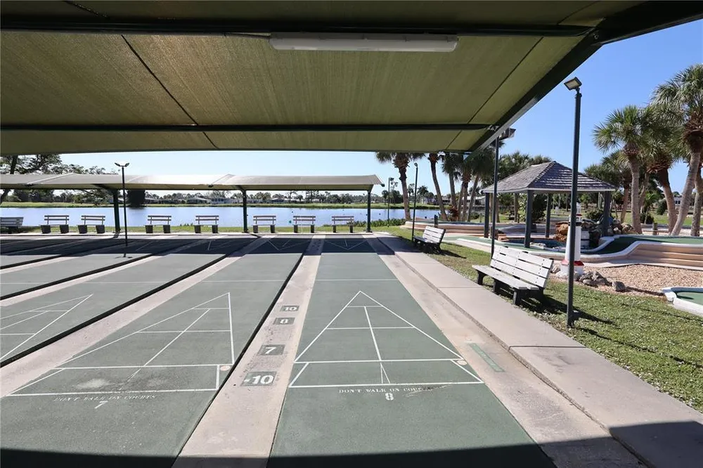 2100 Kings Hwy, Port Charlotte, FL 33980