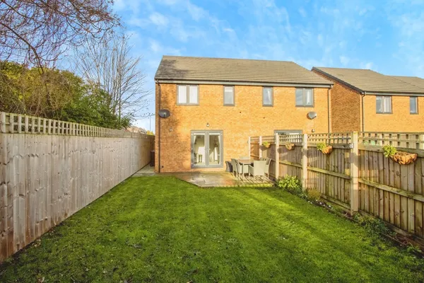 Bank Row, Hemsworth, Pontefract, West...