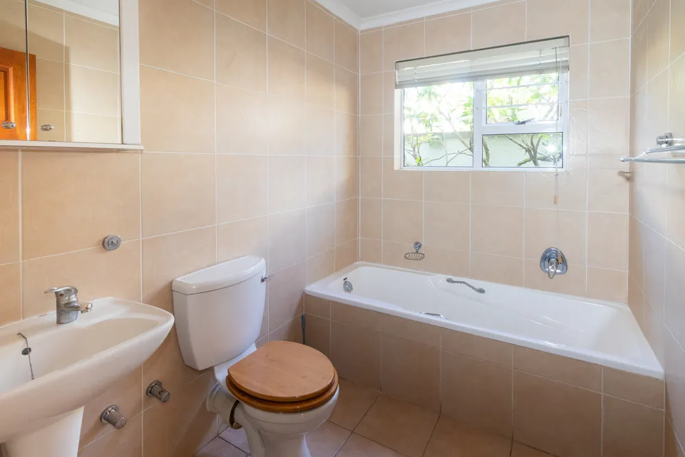 South Africa, Gauteng, Ferndale, Main Avenue, 220