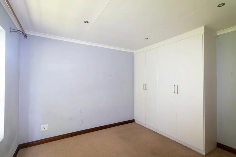 South Africa, Gauteng, Ferndale, Main Avenue, 220