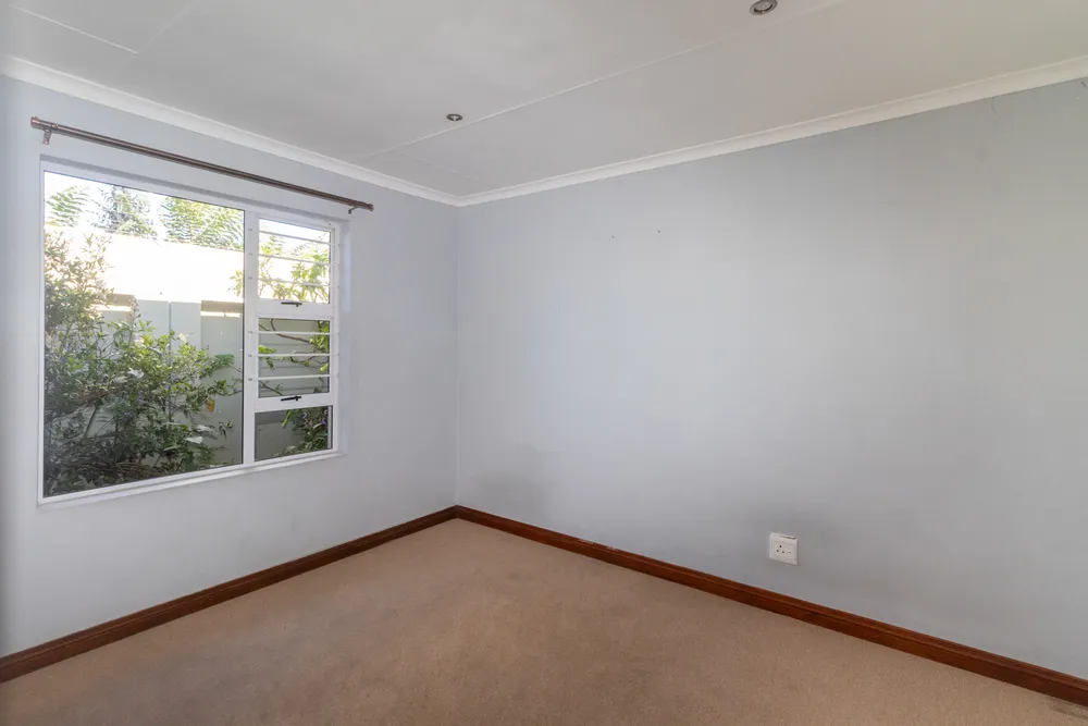 South Africa, Gauteng, Ferndale, Main Avenue, 220