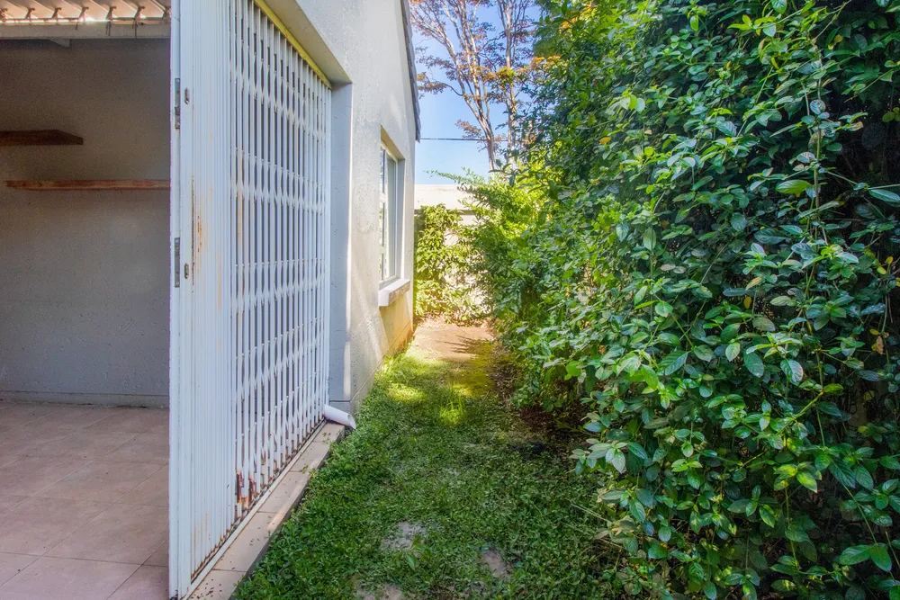 South Africa, Gauteng, Ferndale, Main Avenue, 220