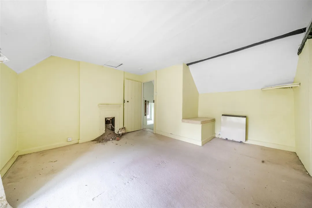 https://mr0.homeflow-assets.co.uk/files/photo/image/46308/8460/_x_/I1RDv2FahUa-7_2VeLFKwQ.jpg