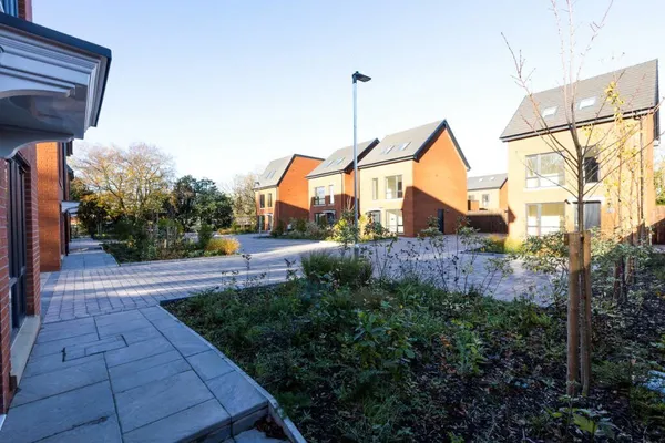 Skylark Gardens, Hooton, Ellesmere Po...