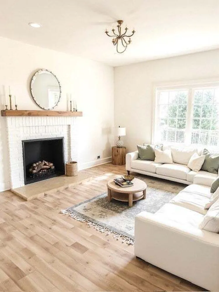 1 Kirkcudbright Dr, Bella Vista, AR 72715
