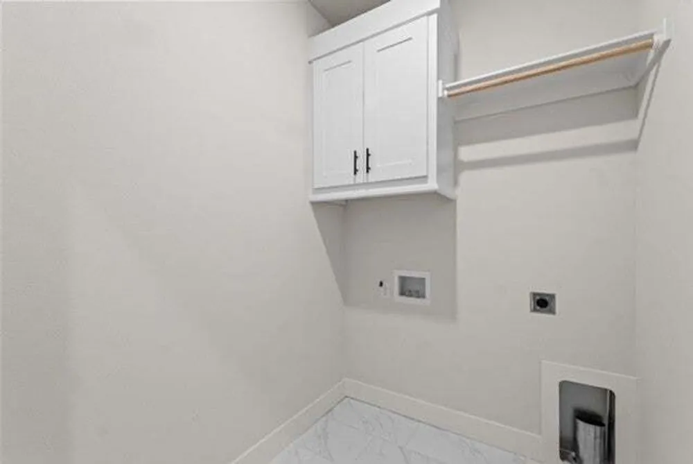 1 Kirkcudbright Dr, Bella Vista, AR 72715