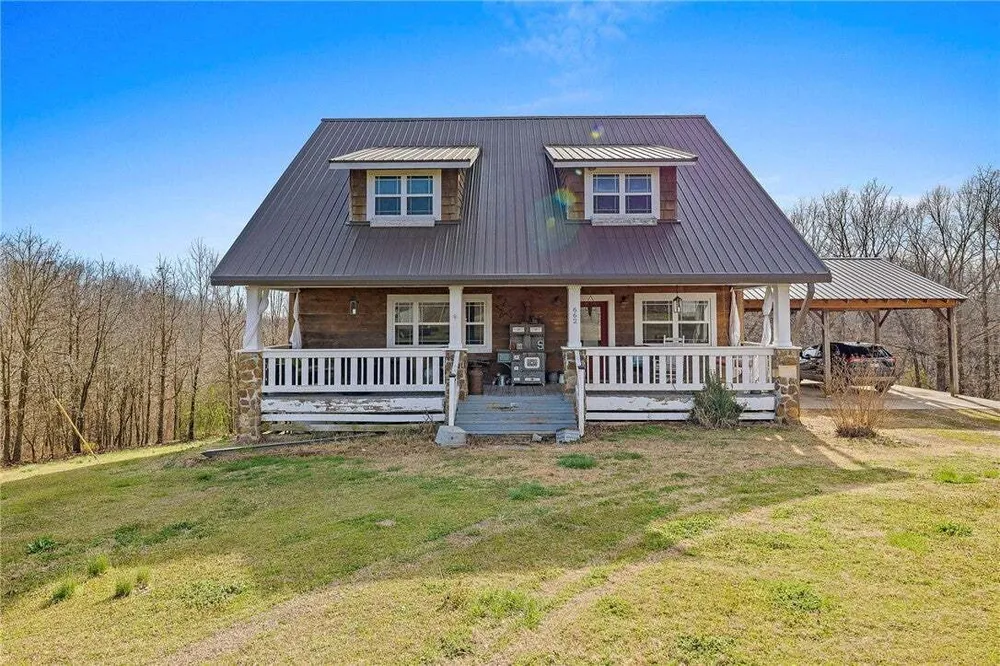 660 Pendergraft Rd, Noel, MO 64854