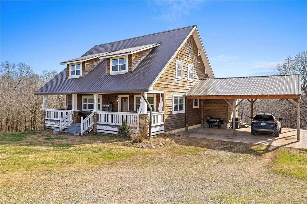 660 Pendergraft Rd, Noel, MO 64854