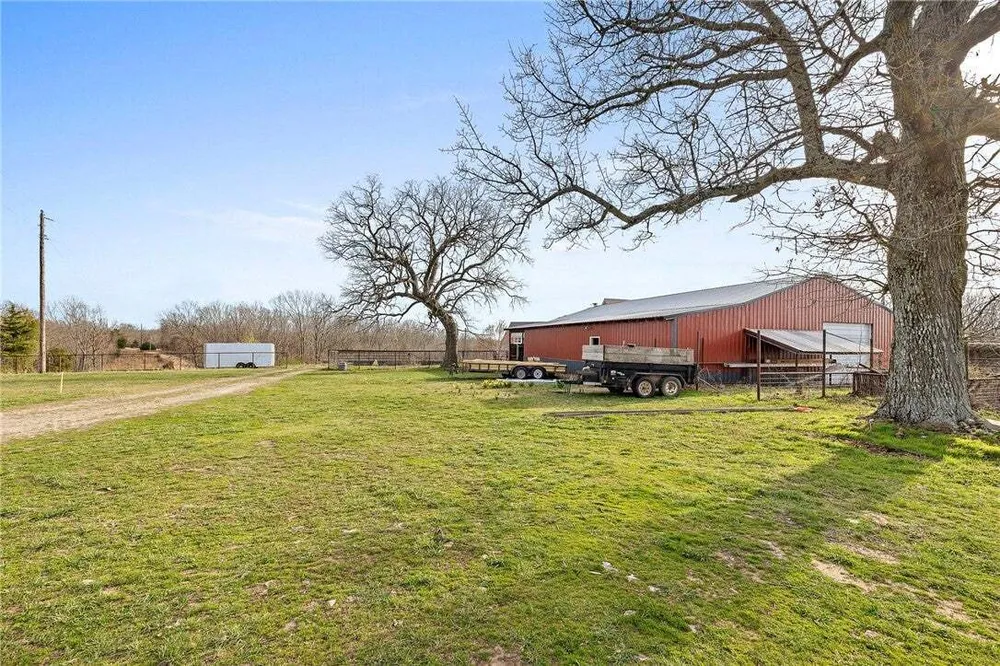 660 Pendergraft Rd, Noel, MO 64854