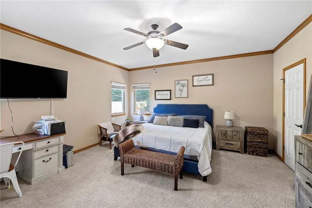 6 Leawood Pl, Bella Vista, AR 72715
